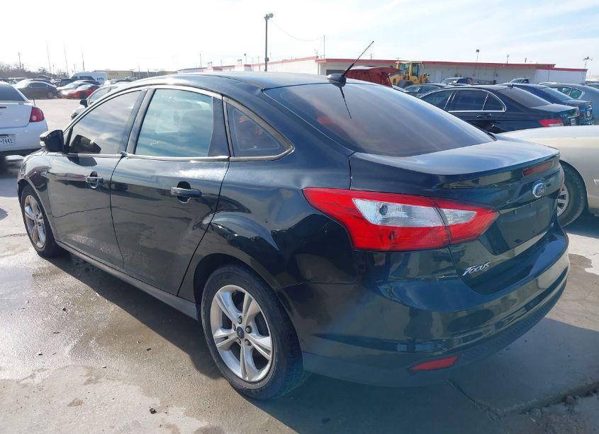 Photo 3 of 2013 Ford Focus SE (VIN 1FADP3F20DL342338)