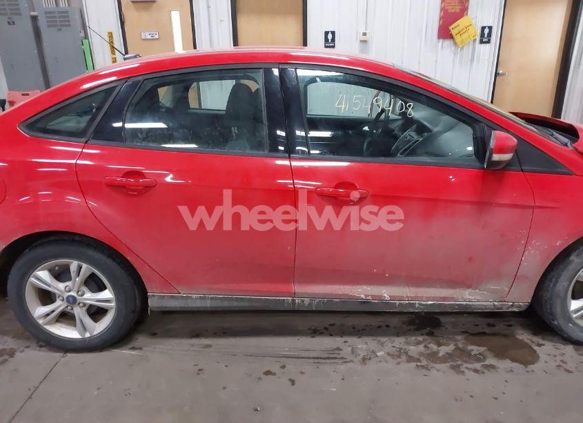 Photo 14 of 2013 Ford Focus SE (VIN 1FADP3F20DL352710)