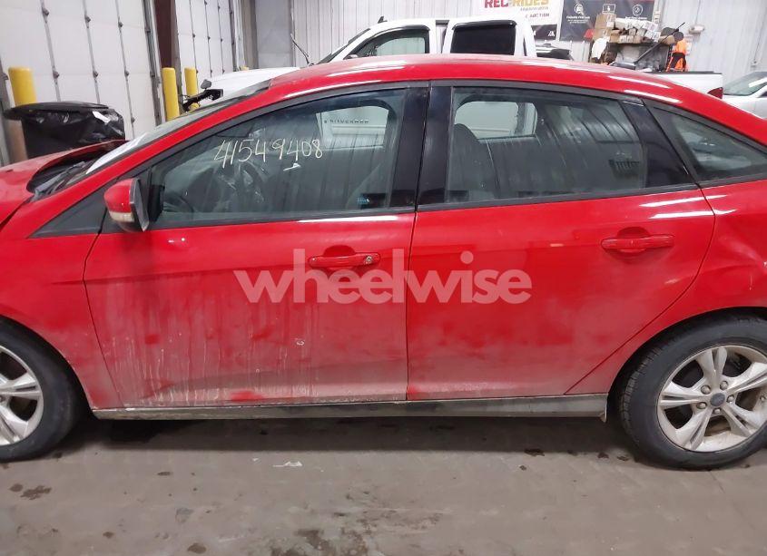 Photo 15 of 2013 Ford Focus SE (VIN 1FADP3F20DL352710)