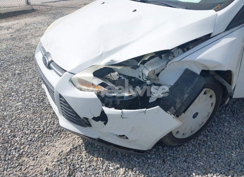 Photo 6 of 2013 Ford Focus SE (VIN 1FADP3F20DL359396)