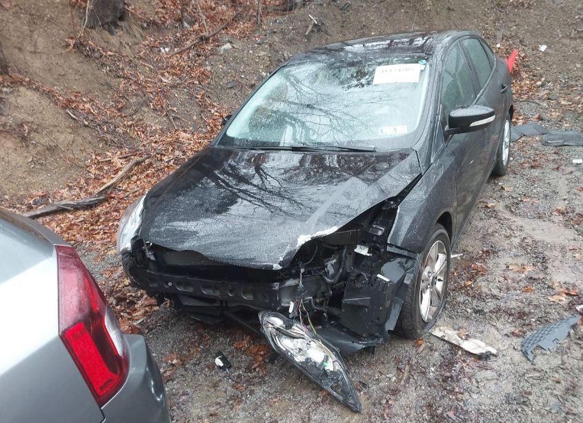 Photo 12 of 2013 Ford Focus SE (VIN 1FADP3F20DL380801)