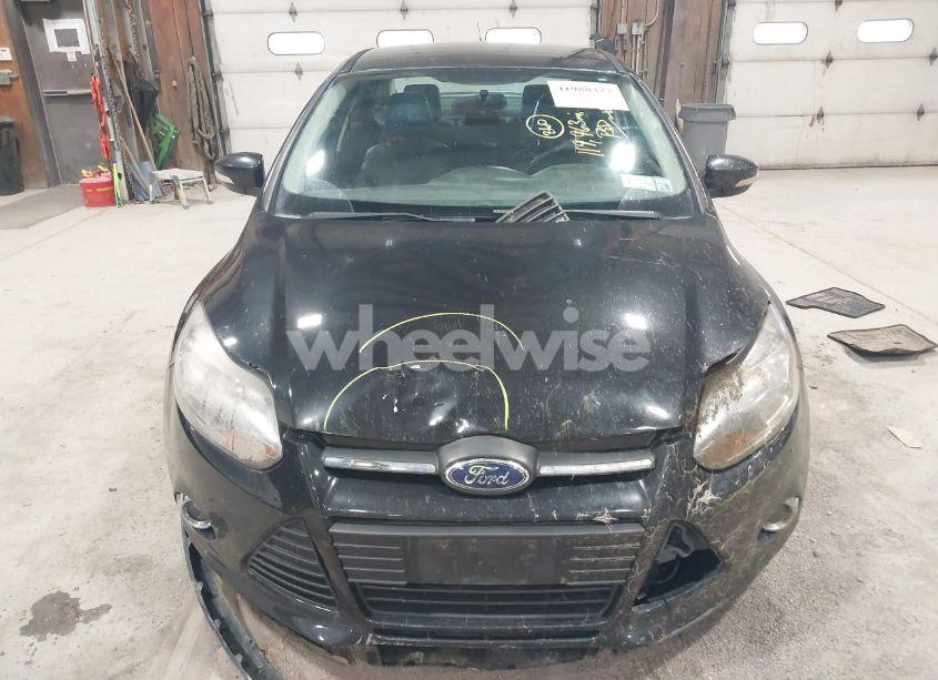 Photo 12 of 2014 Ford Focus SE (VIN 1FADP3F20EL114485)