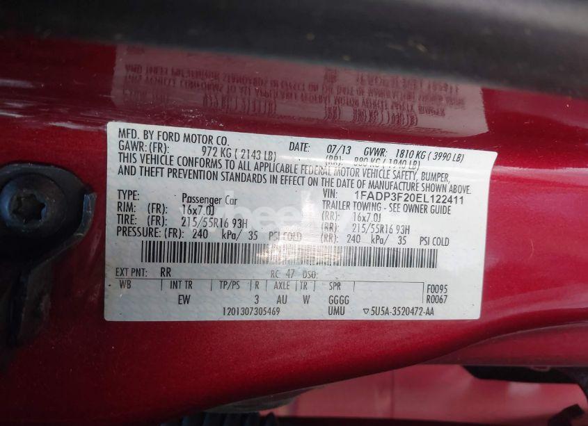 Photo 9 of 2014 Ford Focus SE (VIN 1FADP3F20EL122411)