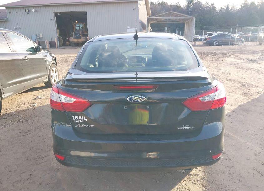Photo 17 of 2014 Ford Focus SE (VIN 1FADP3F20EL175951)