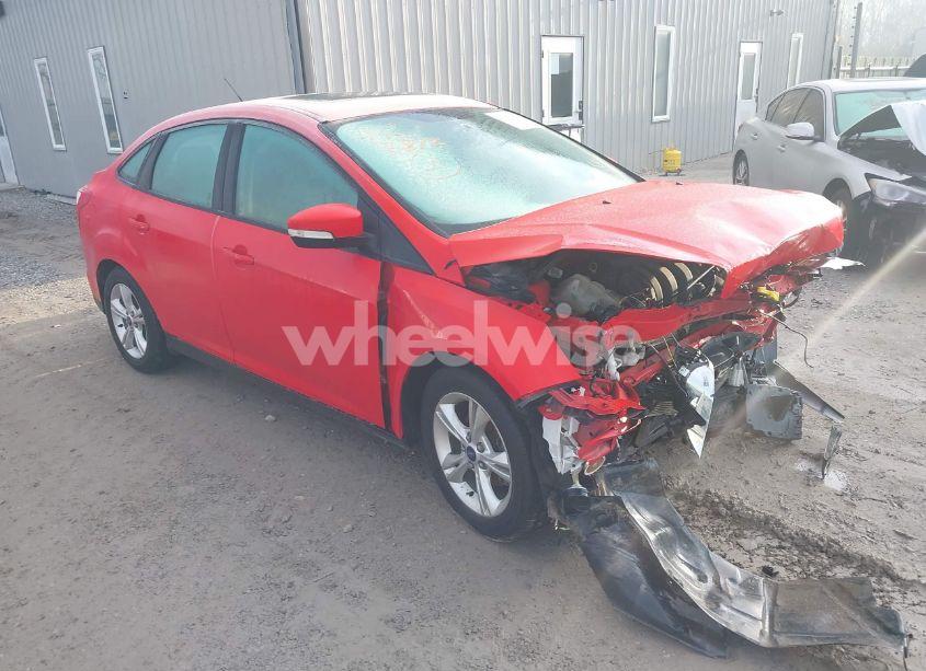 2014 Ford Focus SE (VIN 1FADP3F20EL181779) main photo