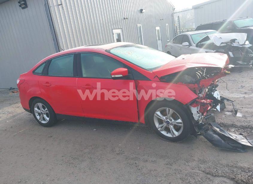 Photo 14 of 2014 Ford Focus SE (VIN 1FADP3F20EL181779)