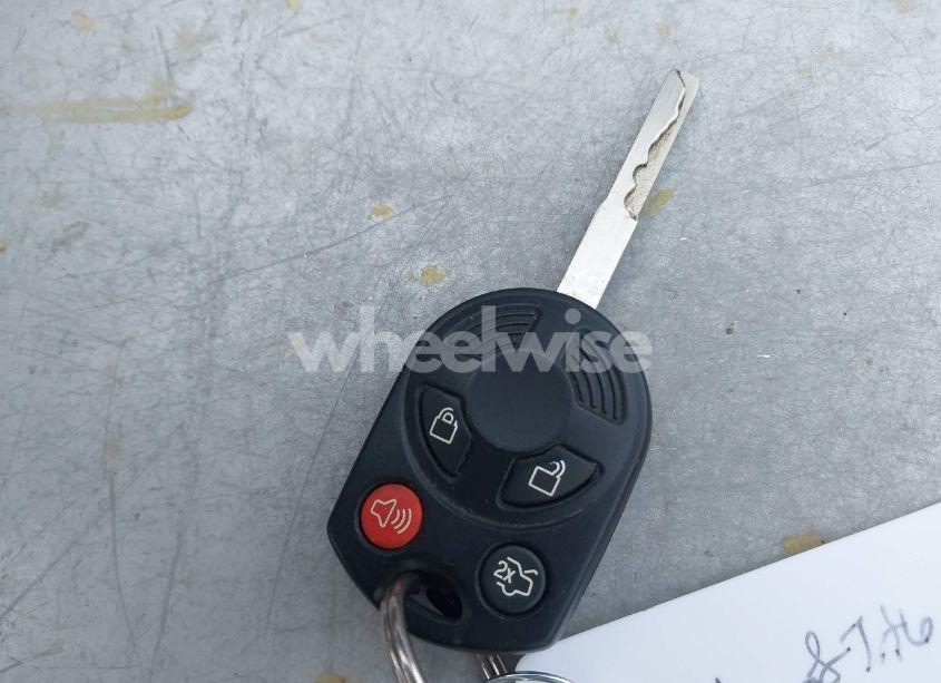 Photo 11 of 2014 Ford Focus SE (VIN 1FADP3F20EL196122)