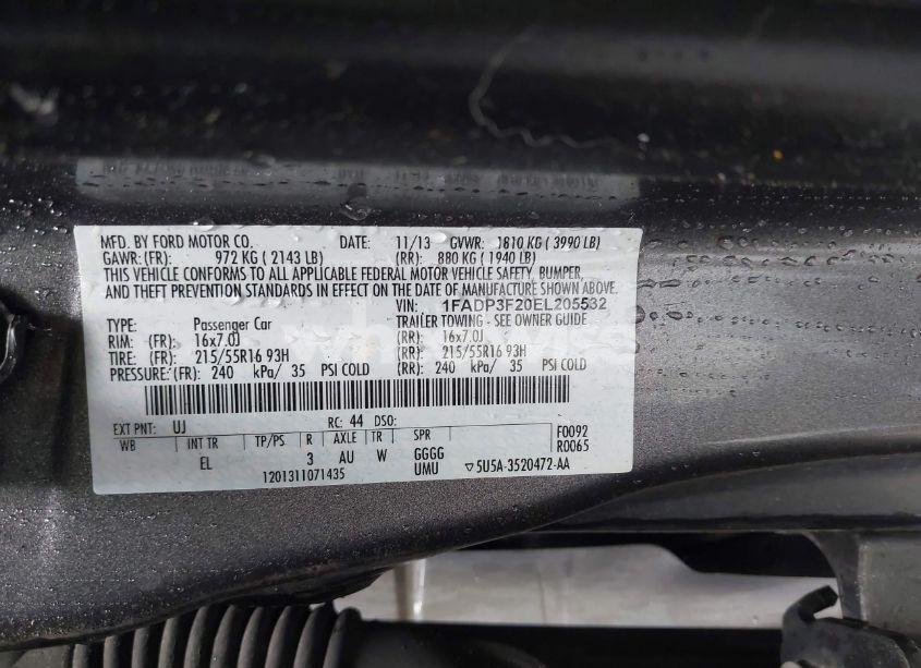 Photo 9 of 2014 Ford Focus SE (VIN 1FADP3F20EL205532)