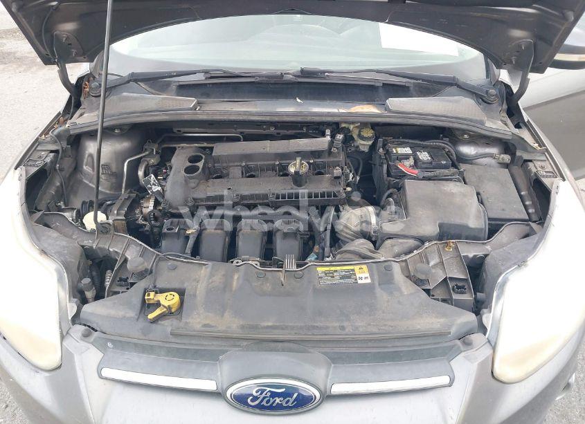 Photo 10 of 2014 Ford Focus SE (VIN 1FADP3F20EL227434)