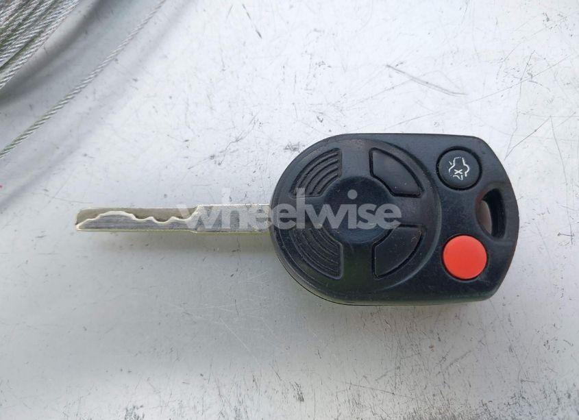 Photo 11 of 2014 Ford Focus SE (VIN 1FADP3F20EL227434)