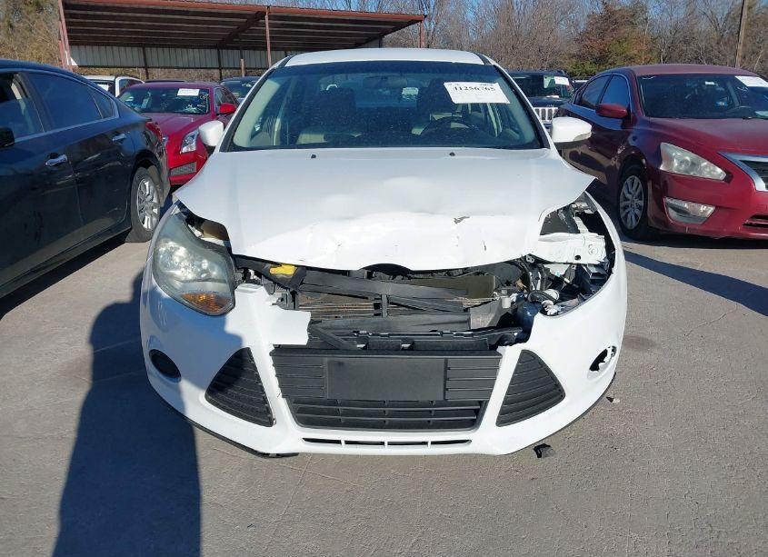 Photo 6 of 2014 Ford Focus SE (VIN 1FADP3F20EL236697)