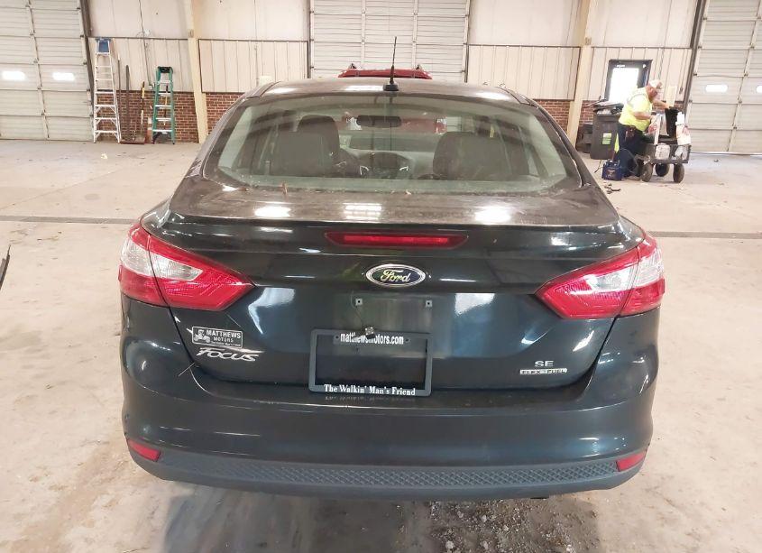 Photo 16 of 2014 Ford Focus SE (VIN 1FADP3F20EL238479)