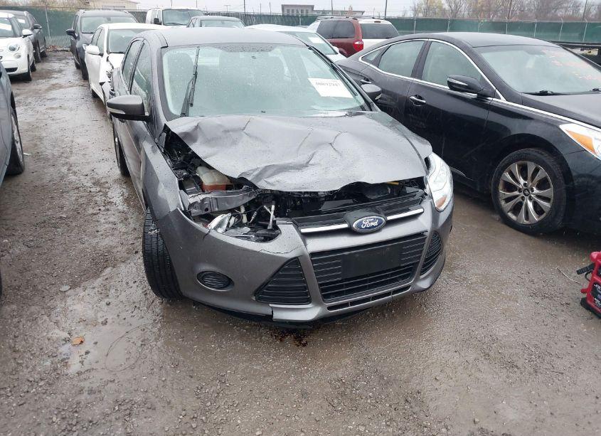 Photo 6 of 2014 Ford Focus SE (VIN 1FADP3F20EL245108)
