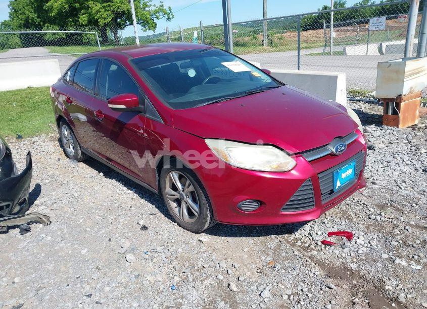 2014 Ford Focus SE (VIN 1FADP3F20EL278528) main photo