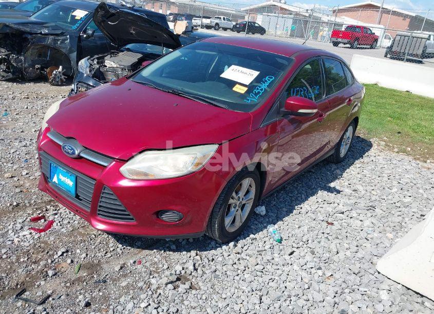 Photo 2 of 2014 Ford Focus SE (VIN 1FADP3F20EL278528)