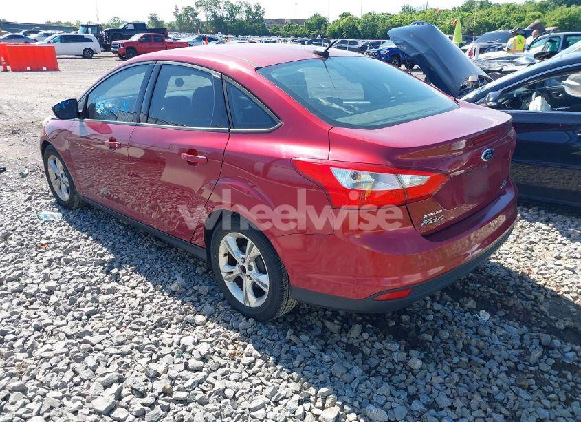 Photo 3 of 2014 Ford Focus SE (VIN 1FADP3F20EL278528)