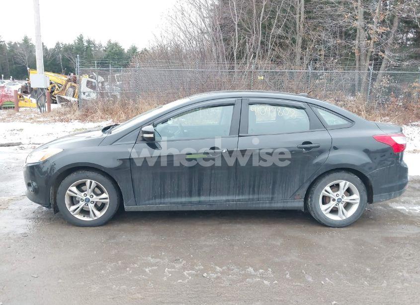 Photo 12 of 2014 Ford Focus SE (VIN 1FADP3F20EL291294)