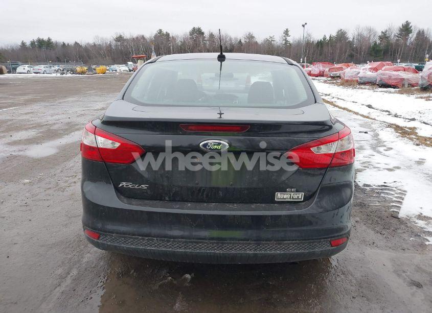 Photo 15 of 2014 Ford Focus SE (VIN 1FADP3F20EL291294)