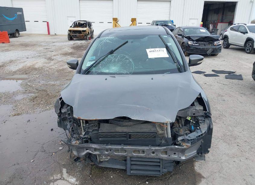 Photo 12 of 2014 Ford Focus SE (VIN 1FADP3F20EL295085)