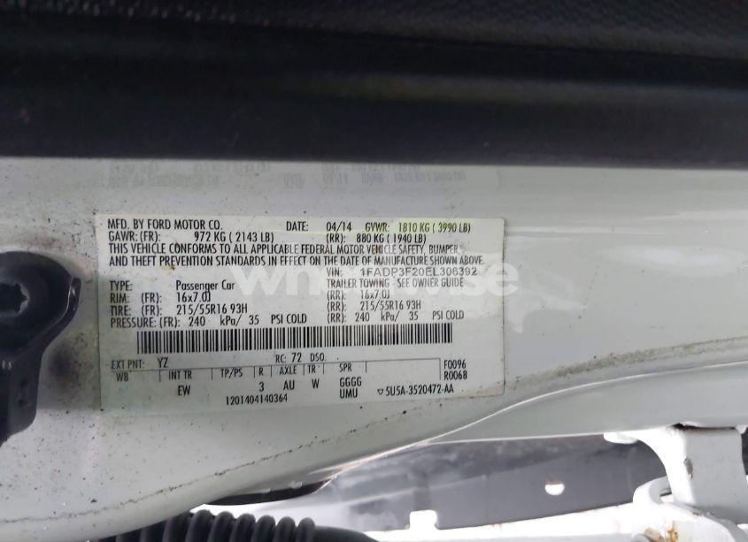 Photo 9 of 2014 Ford Focus SE (VIN 1FADP3F20EL306392)