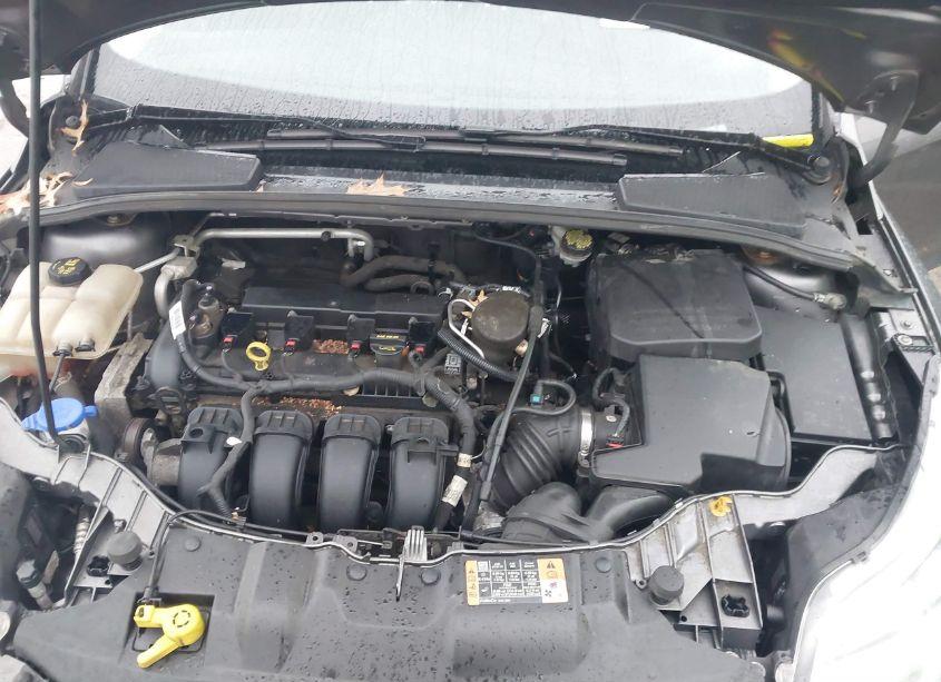 Photo 10 of 2014 Ford Focus SE (VIN 1FADP3F20EL316436)