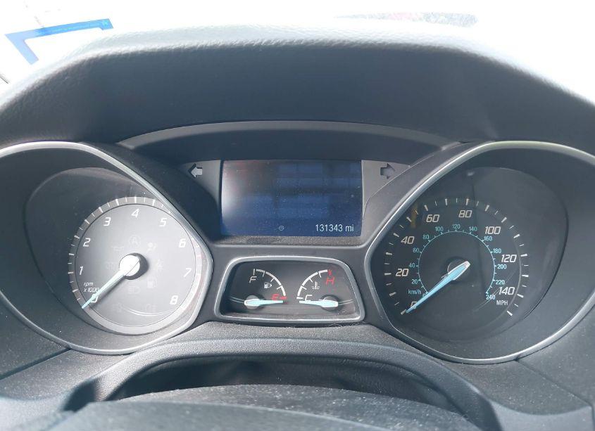 Photo 7 of 2014 Ford Focus SE (VIN 1FADP3F20EL378130)