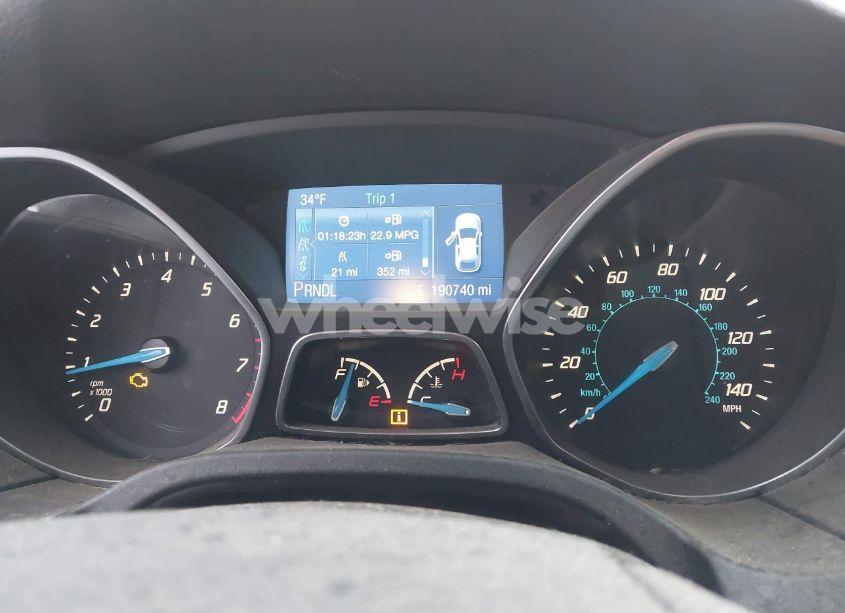 Photo 7 of 2014 Ford Focus SE (VIN 1FADP3F20EL379617)