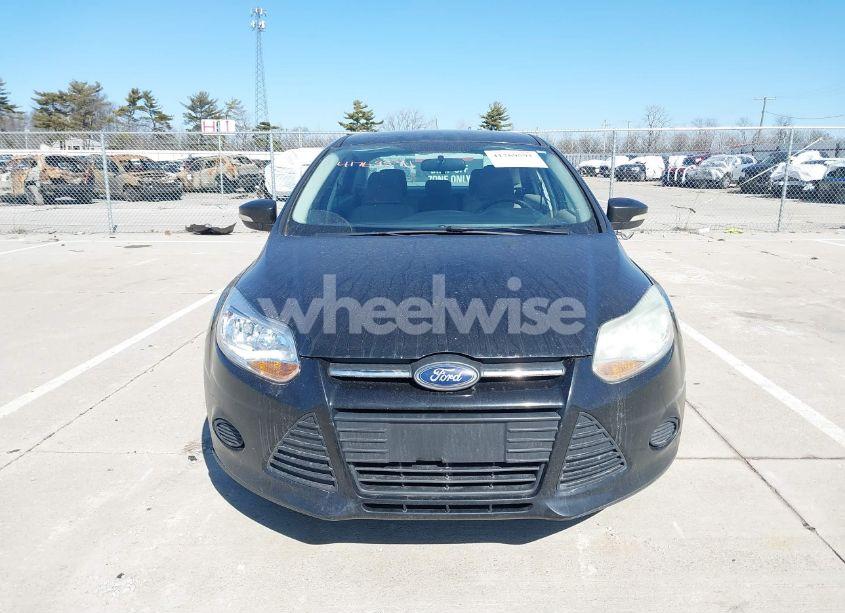Photo 6 of 2014 Ford Focus SE (VIN 1FADP3F20EL389578)