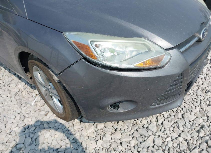 Photo 6 of 2014 Ford Focus SE (VIN 1FADP3F20EL390648)