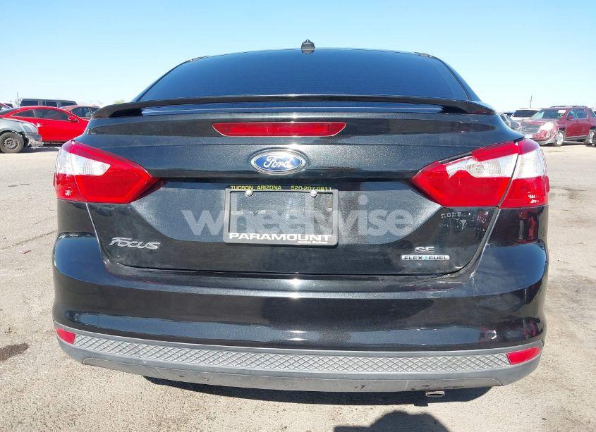 Photo 16 of 2014 Ford Focus SE (VIN 1FADP3F20EL414107)