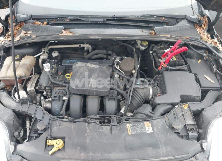 Photo 10 of 2014 Ford Focus SE (VIN 1FADP3F20EL444093)