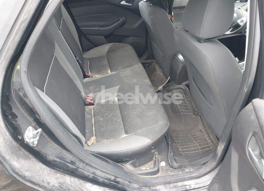 Photo 8 of 2014 Ford Focus SE (VIN 1FADP3F20EL448922)