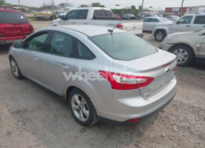 Photo 3 of 2014 Ford Focus SE (VIN 1FADP3F20EL449133)