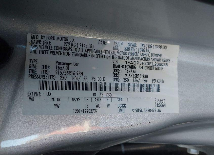 Photo 9 of 2015 Ford Focus SE (VIN 1FADP3F20FL206035)