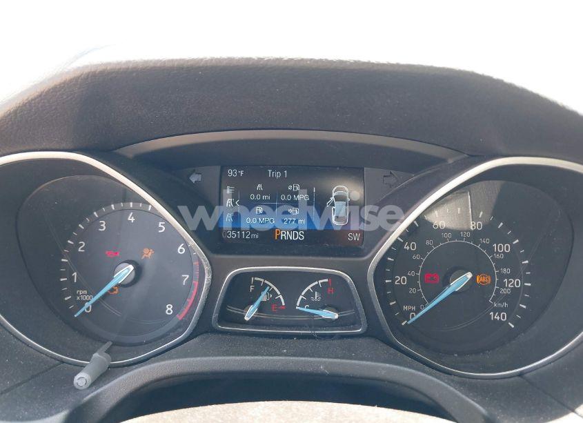 Photo 7 of 2015 Ford Focus SE (VIN 1FADP3F20FL215236)