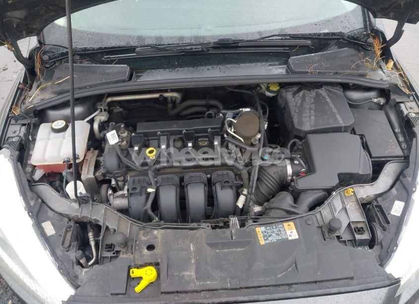 Photo 10 of 2015 Ford Focus SE (VIN 1FADP3F20FL250844)