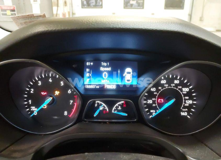 Photo 7 of 2015 Ford Focus SE (VIN 1FADP3F20FL291152)