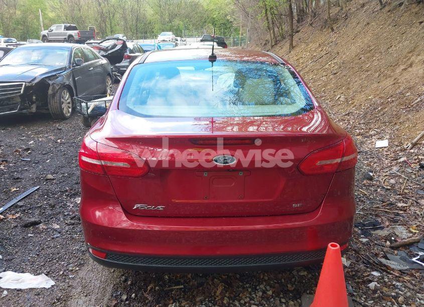 Photo 17 of 2015 Ford Focus SE (VIN 1FADP3F20FL292883)