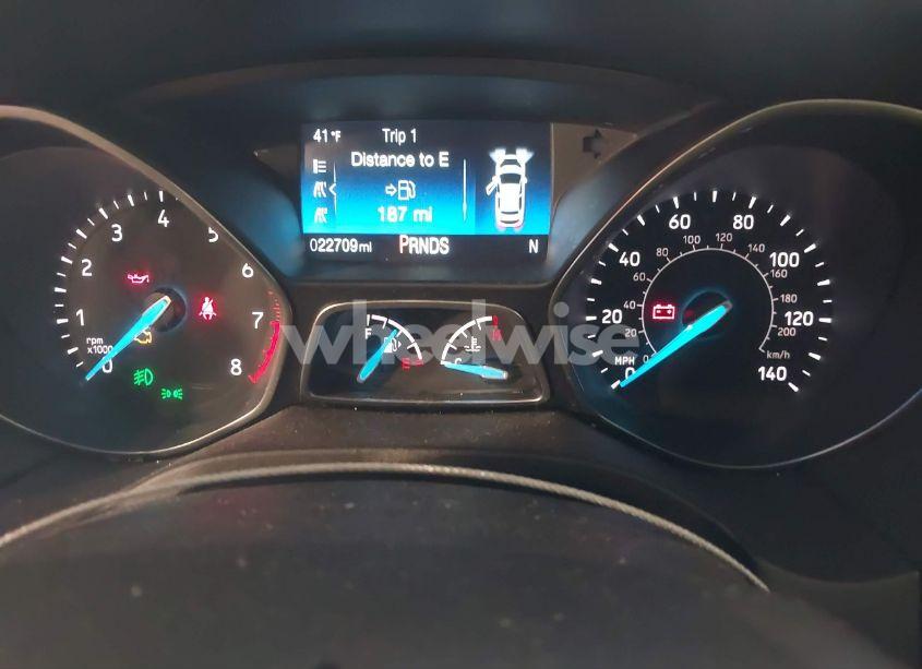 Photo 7 of 2015 Ford Focus SE (VIN 1FADP3F20FL321346)