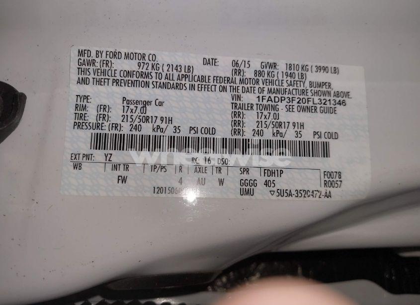 Photo 9 of 2015 Ford Focus SE (VIN 1FADP3F20FL321346)