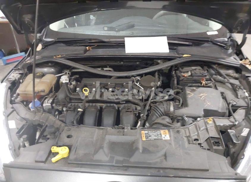 Photo 10 of 2016 Ford Focus SE (VIN 1FADP3F20GL227226)