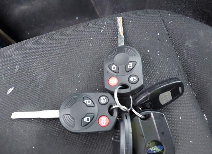 Photo 11 of 2016 Ford Focus SE (VIN 1FADP3F20GL237383)