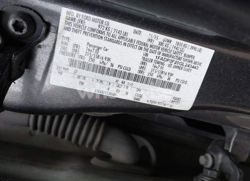 Photo 9 of 2016 Ford Focus SE (VIN 1FADP3F20GL243443)