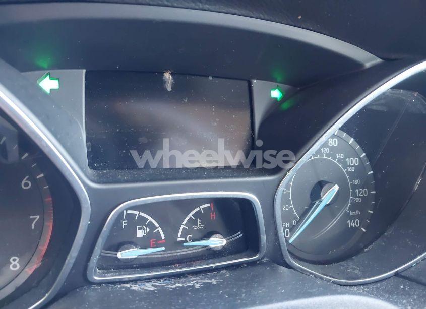 Photo 7 of 2016 Ford Focus SE (VIN 1FADP3F20GL266320)