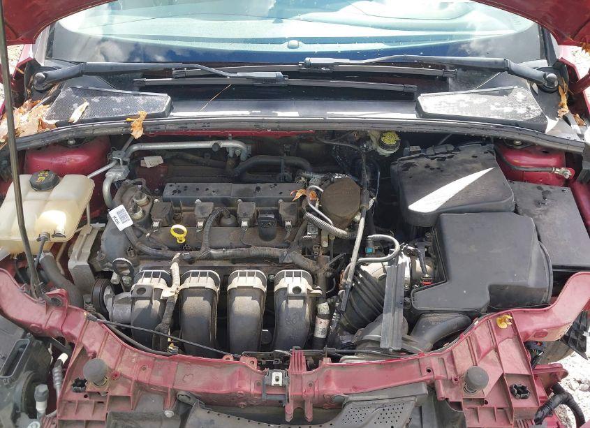 Photo 10 of 2016 Ford Focus SE (VIN 1FADP3F20GL279651)