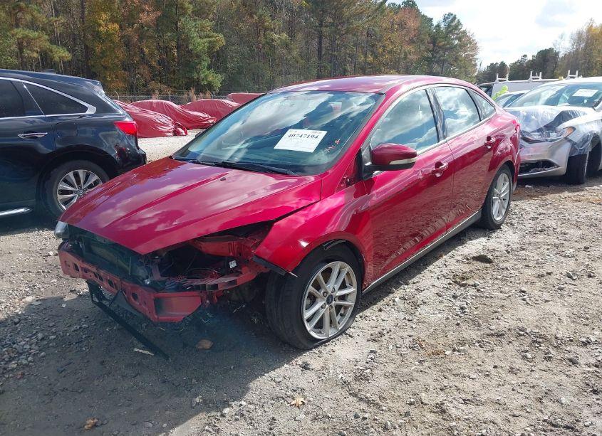 Photo 2 of 2016 Ford Focus SE (VIN 1FADP3F20GL279651)