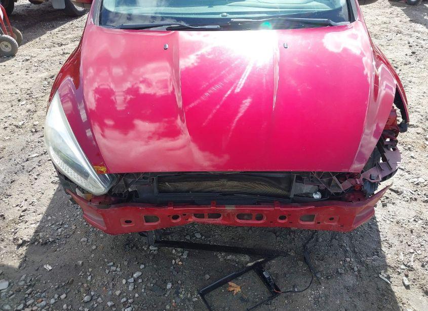 Photo 6 of 2016 Ford Focus SE (VIN 1FADP3F20GL279651)