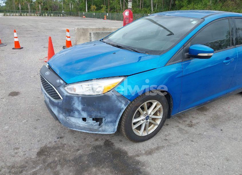 Photo 13 of 2016 Ford Focus SE (VIN 1FADP3F20GL335426)
