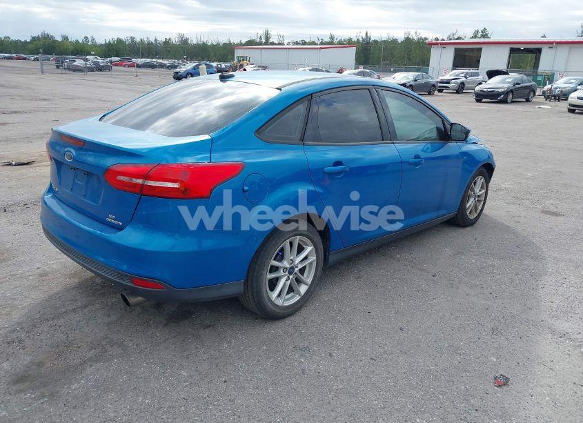Photo 4 of 2016 Ford Focus SE (VIN 1FADP3F20GL335426)