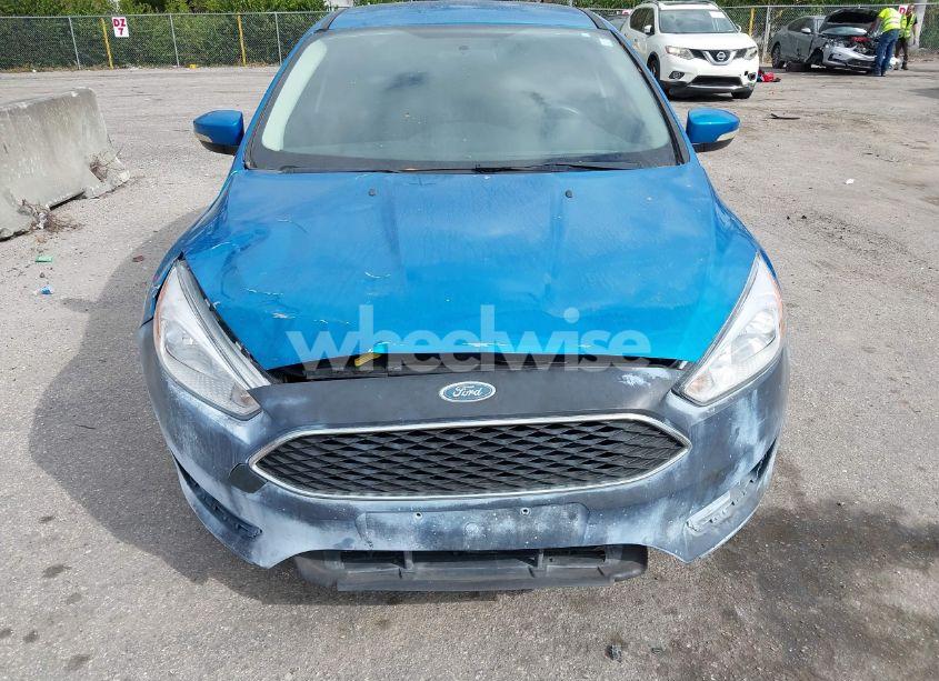 Photo 6 of 2016 Ford Focus SE (VIN 1FADP3F20GL335426)